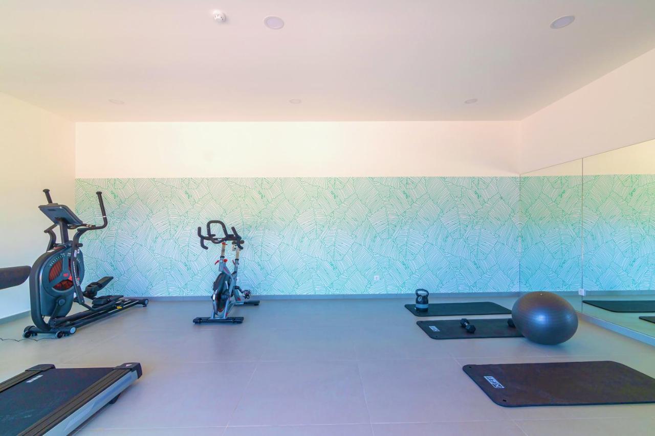 Apartment Marvell Design With Heated Pool&gym&playground