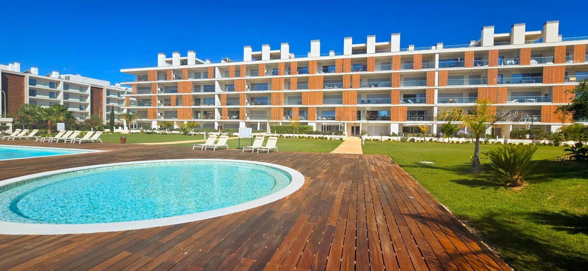 Apartment Marvell Design With Heated Pool&gym&playground *